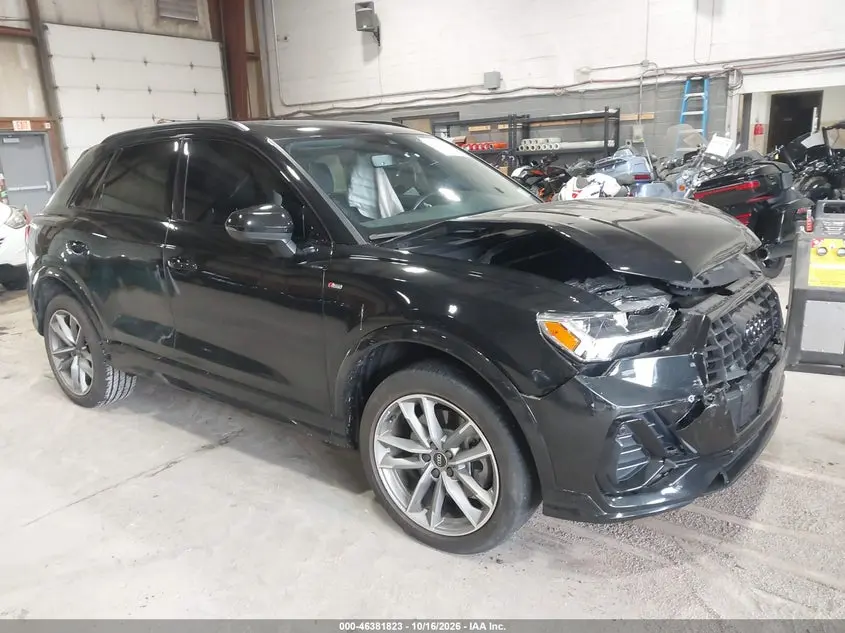 Audi Q3 Premium Plus 45 Tfsi S Line Quattro Tiptronic 2024