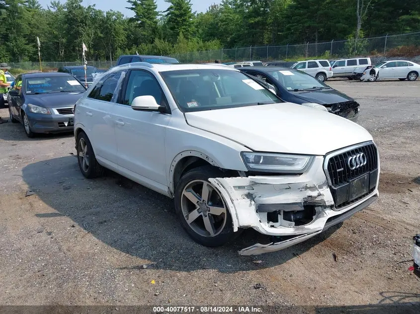 Audi Q3 2.0T Premium Plus 2015