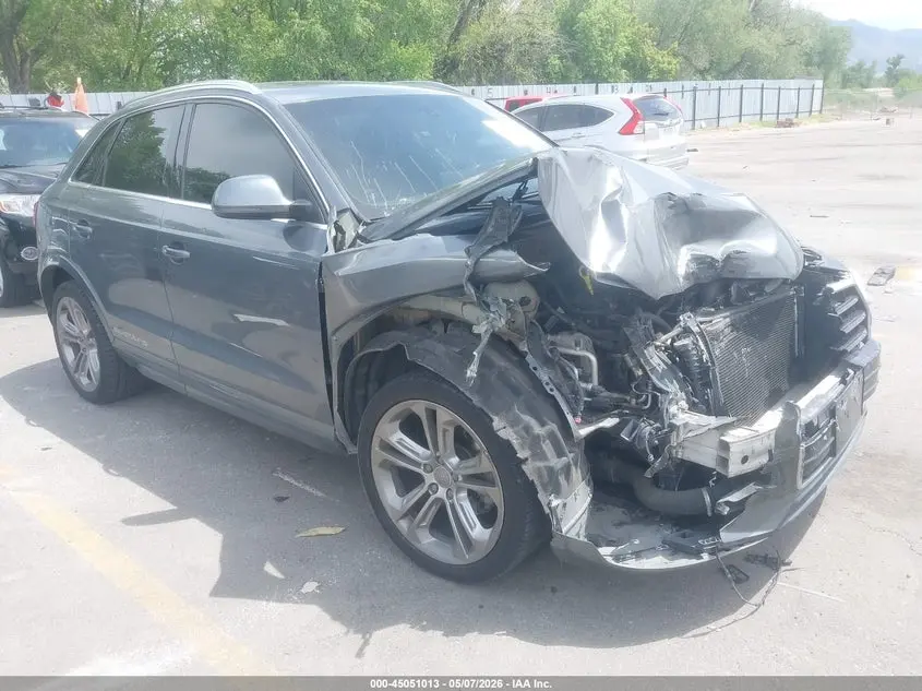 Audi Q3 2.0T Premium Plus 2016