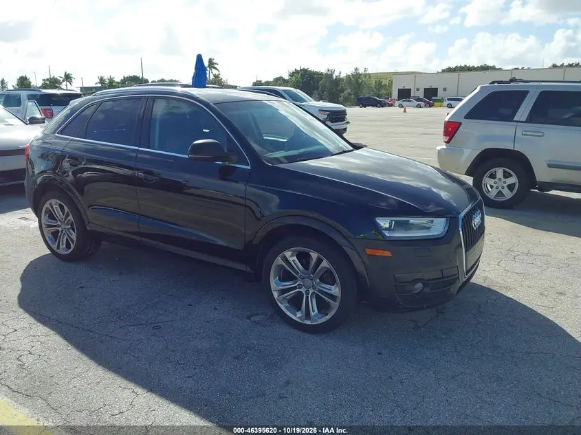 Audi Q3 2.0T Premium Plus 2015