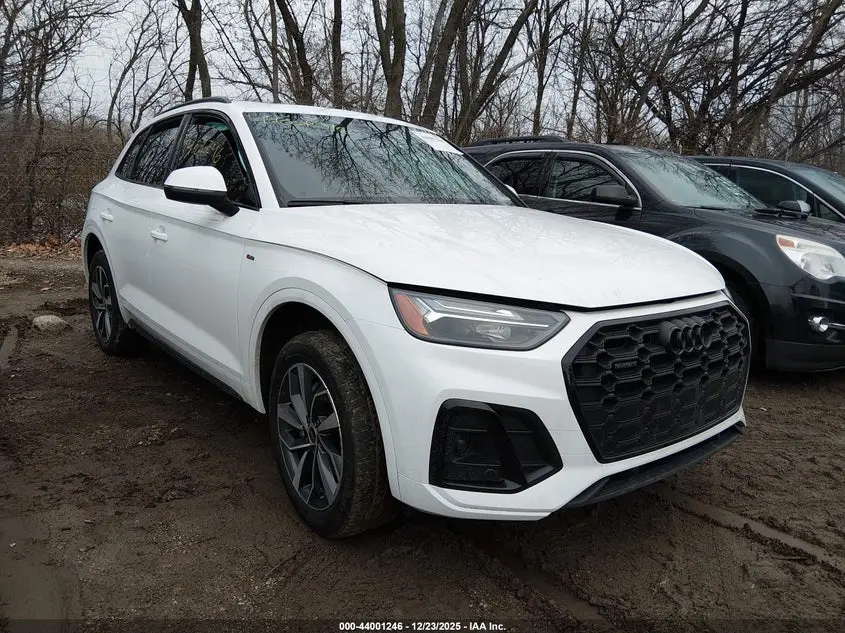 Audi Q5 Premium 45 Tfsi S Line Quattro 2024
