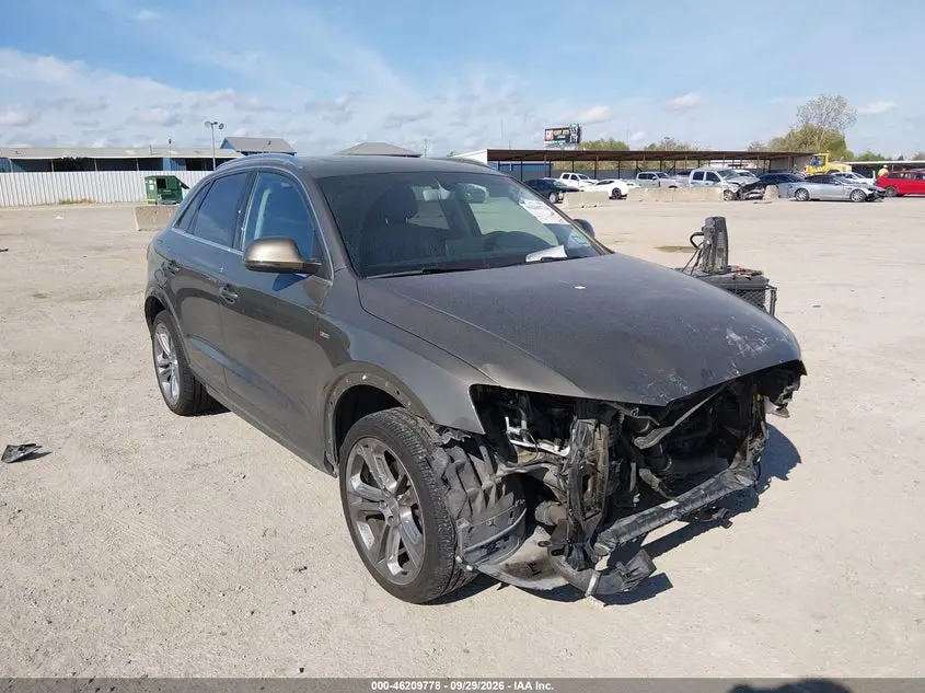 Audi Q3 2.0T Premium Plus 2016