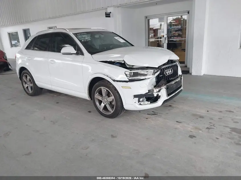 Audi Q3 2.0T Premium Plus 2015