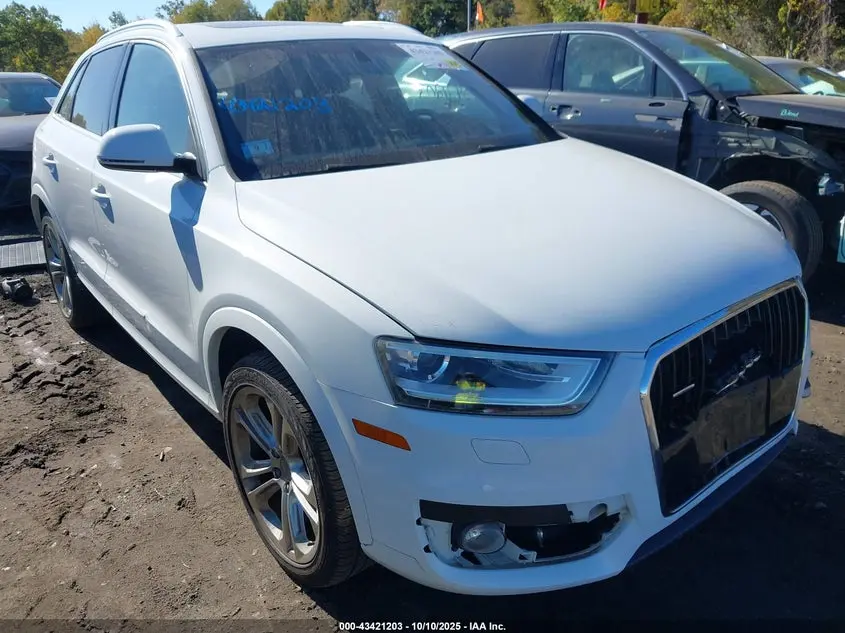Audi Q3 2.0T Premium Plus 2015