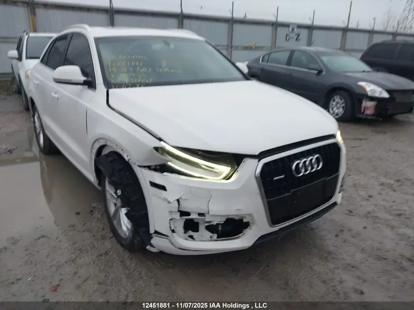 Audi Q3 2.0T Technik 2015