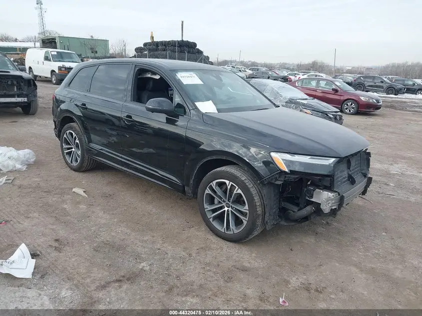 Audi Q7 Premium Plus 45 Tfsi Quattro Tiptronic 2025
