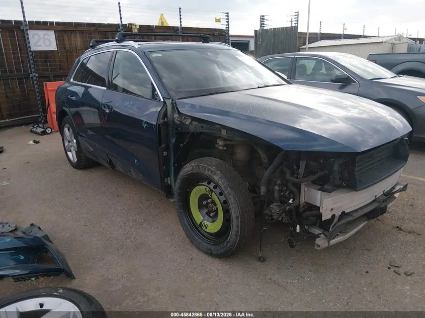 Audi E-Tron Premium Plus 2019