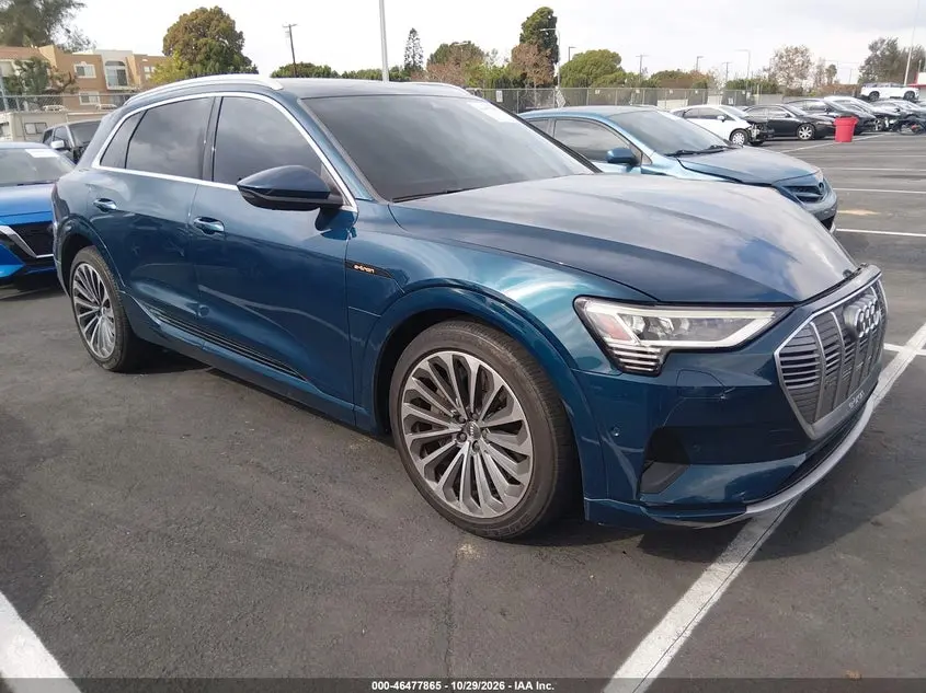 Audi E-Tron Premium Plus 2019