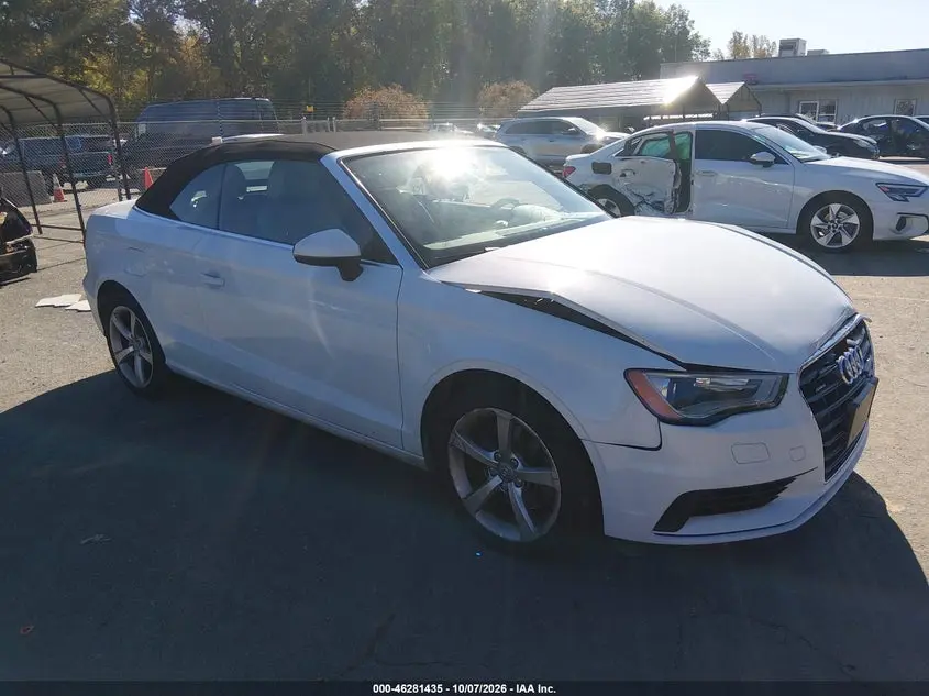 Audi A3 2.0T Premium 2015