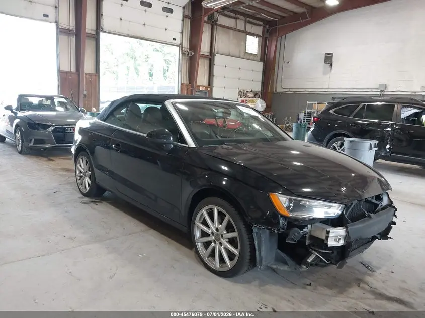 Audi A3 2.0T Premium 2015
