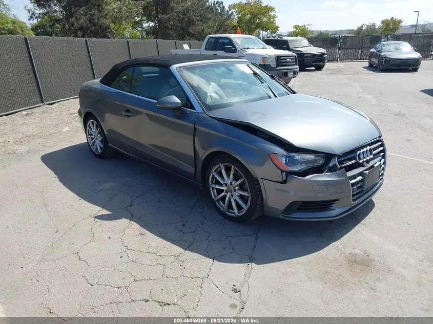 Audi A3 2.0T Premium 2015