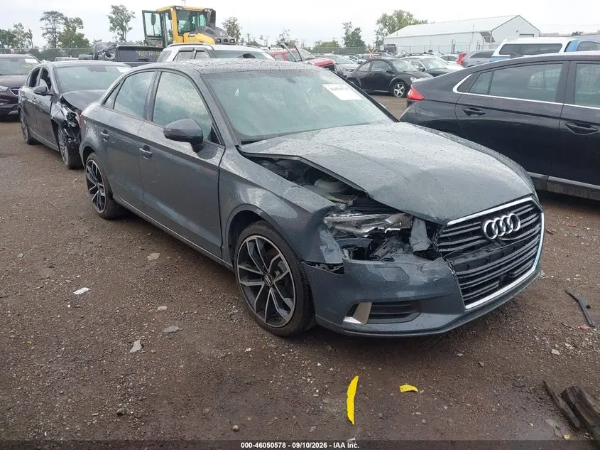 Audi A3 2.0T Premium/2.0T Tech Premium 2018