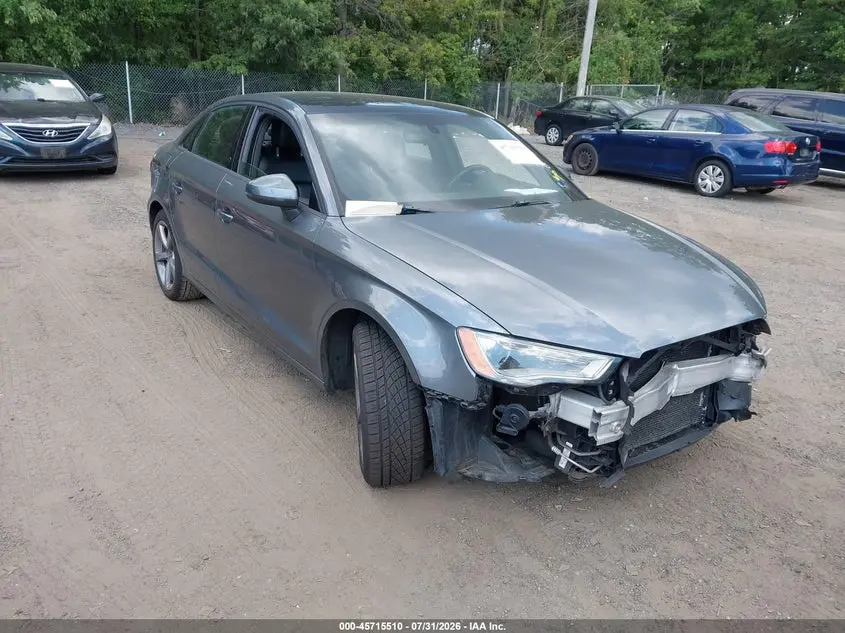 Audi A3 2.0T Premium 2016