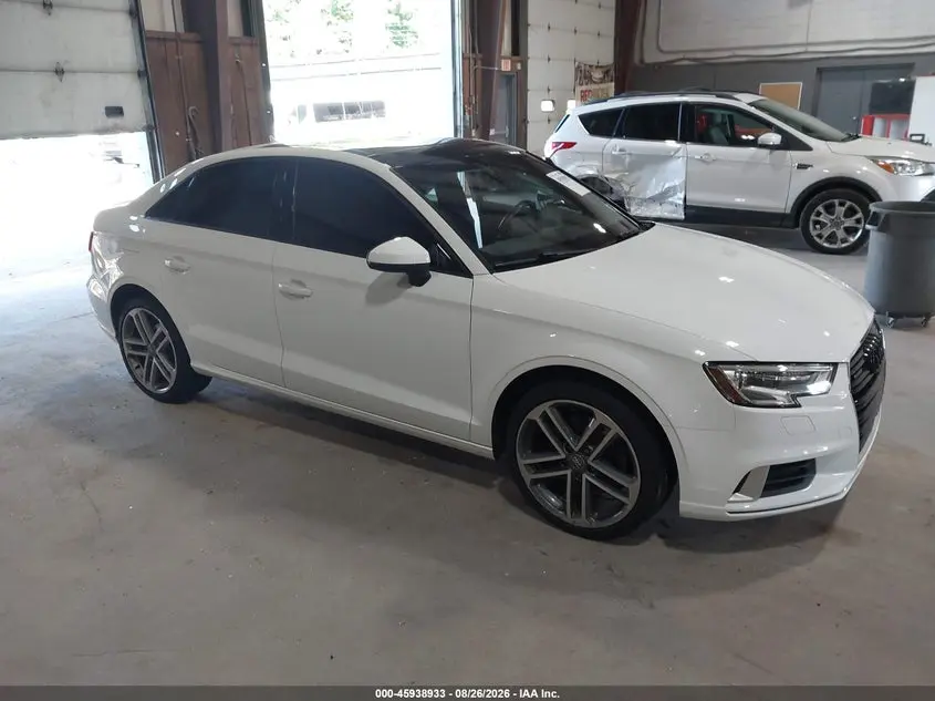 Audi A3 2.0T Premium/2.0T Tech Premium 2018