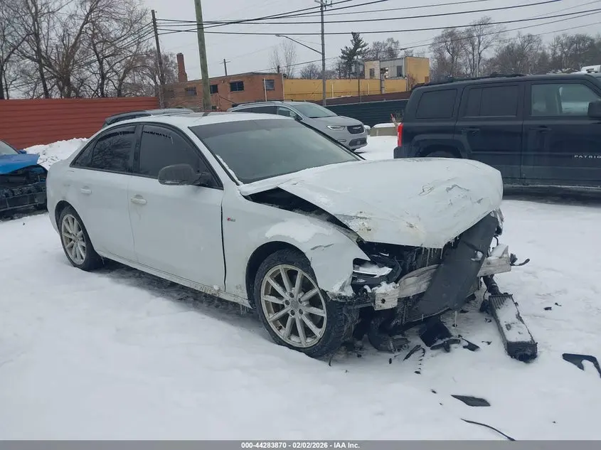 Audi A4 2.0T Premium 2016