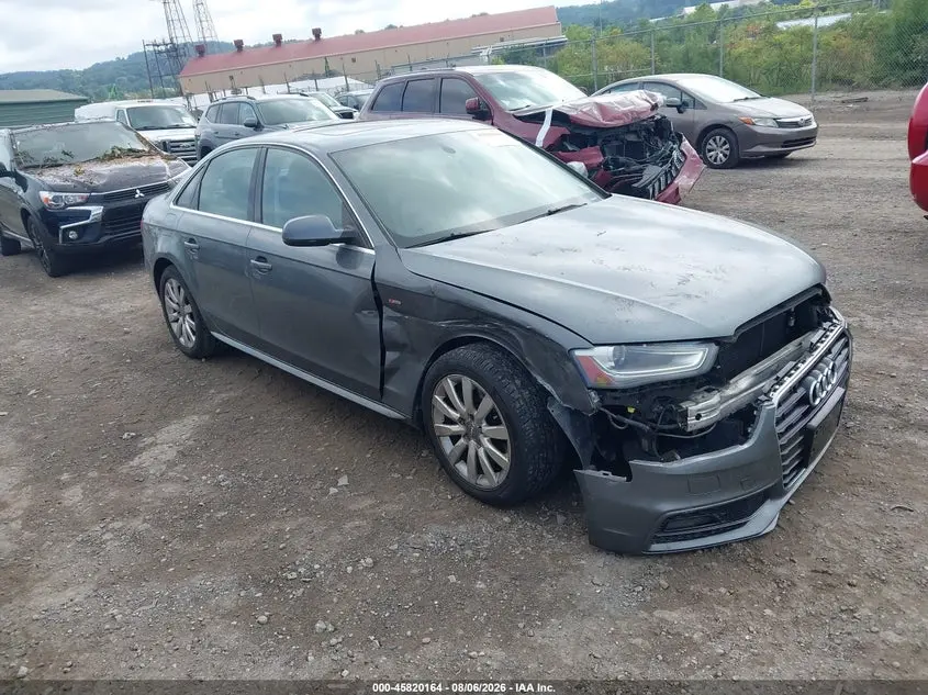 Audi A4 2.0T Premium 2015