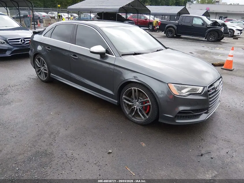 Audi S3 2.0T Premium Plus 2015