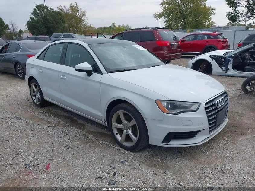 Audi A3 2.0T Premium 2015