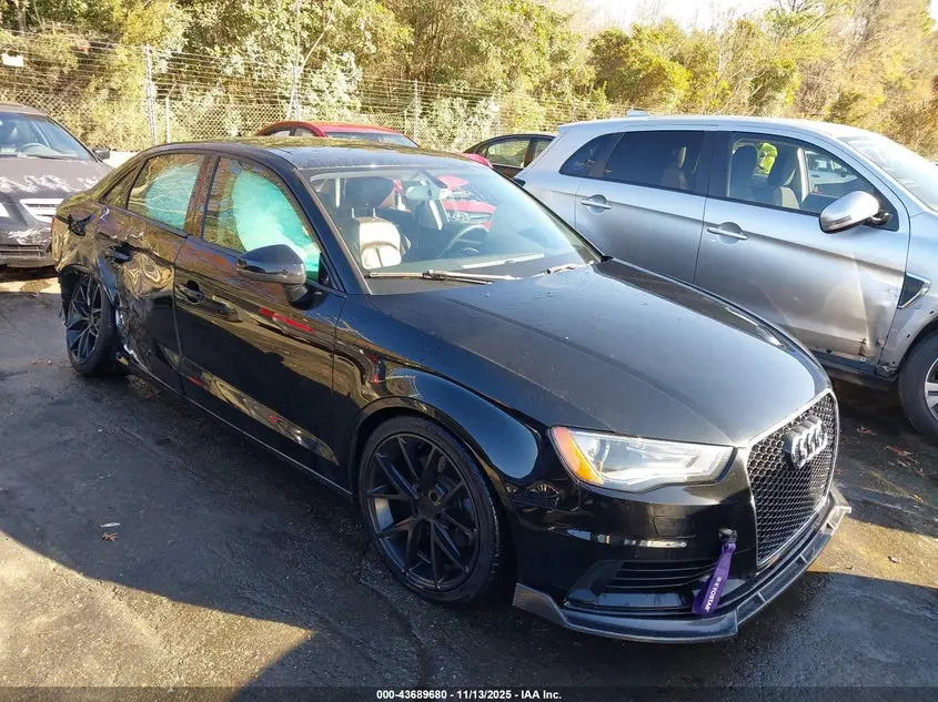 Audi A3 2.0T Premium 2015