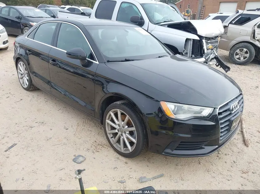 Audi A3 2.0T Premium 2015
