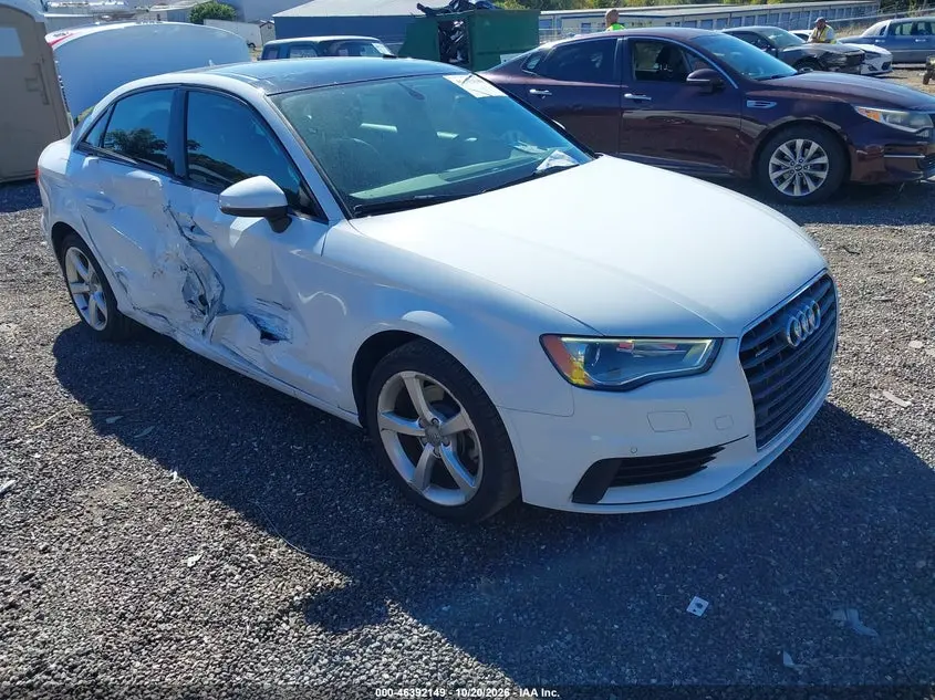 Audi A3 2.0T Premium 2015