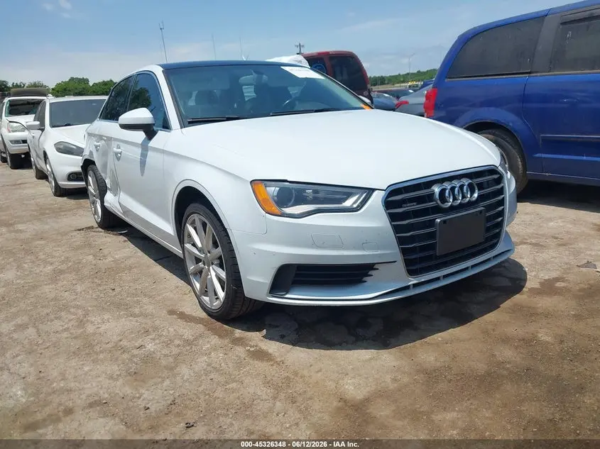 Audi A3 2.0T Premium 2015