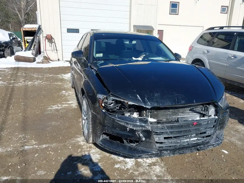 Audi A3 2.0T Premium 2015