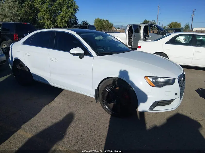 Audi A3 2.0T Premium 2015