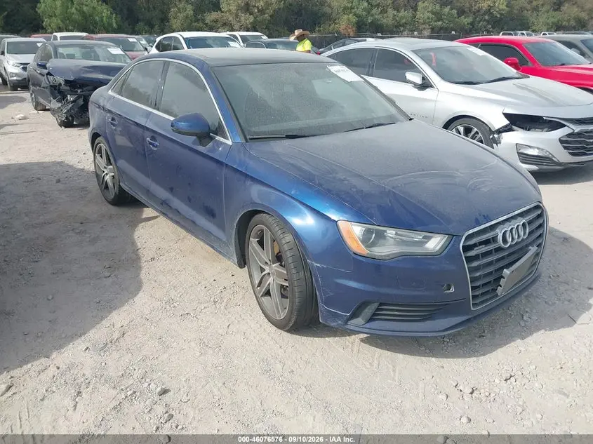 Audi A3 2.0T Premium 2015