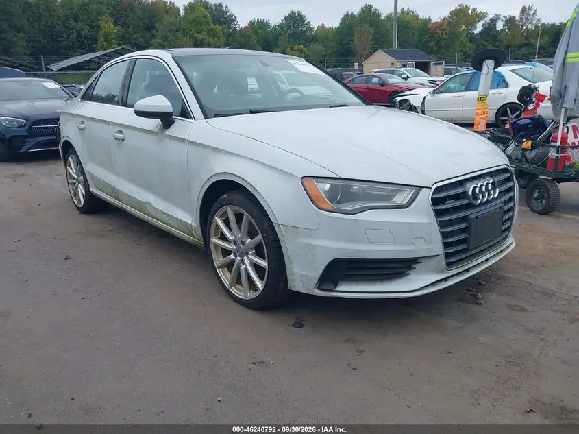 Audi A3 2.0T Premium 2015