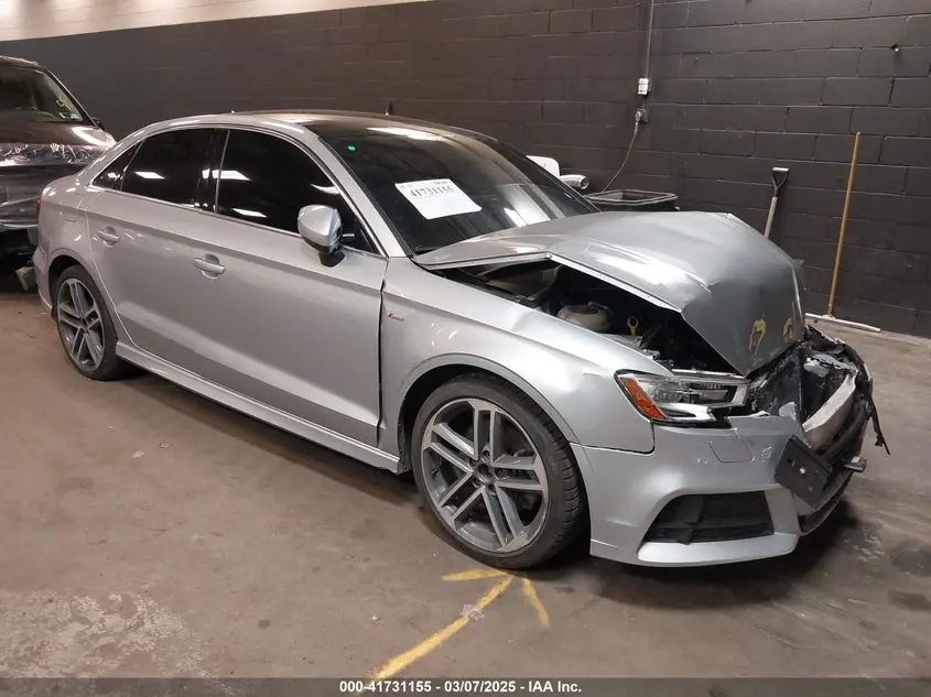 Audi A3 2.0T Premium/2.0T Tech Premium 2018