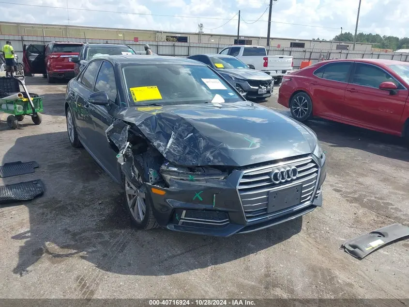 Audi A4 2.0T Tech Ultra Premium/2.0T Ultra Premium 2018