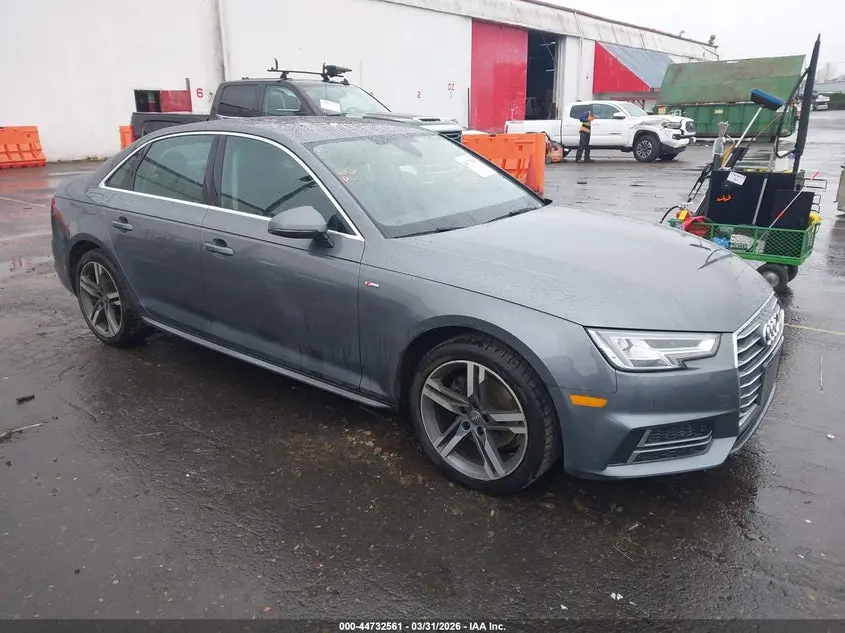 Audi A4 2.0T Tech Ultra Premium/2.0T Ultra Premium 2018