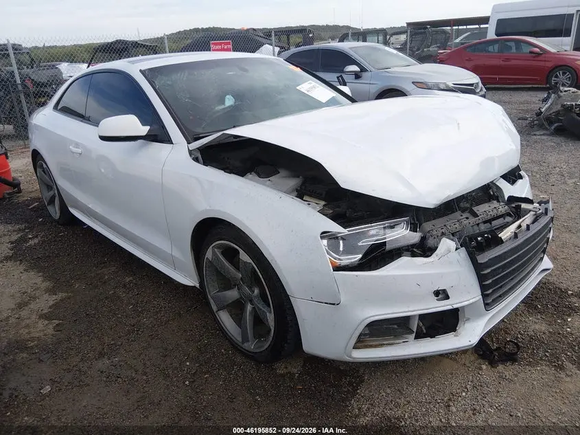 Audi A5 2.0T Premium 2015