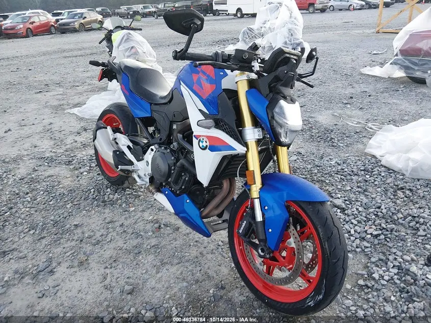 BMW F 900 R 2026