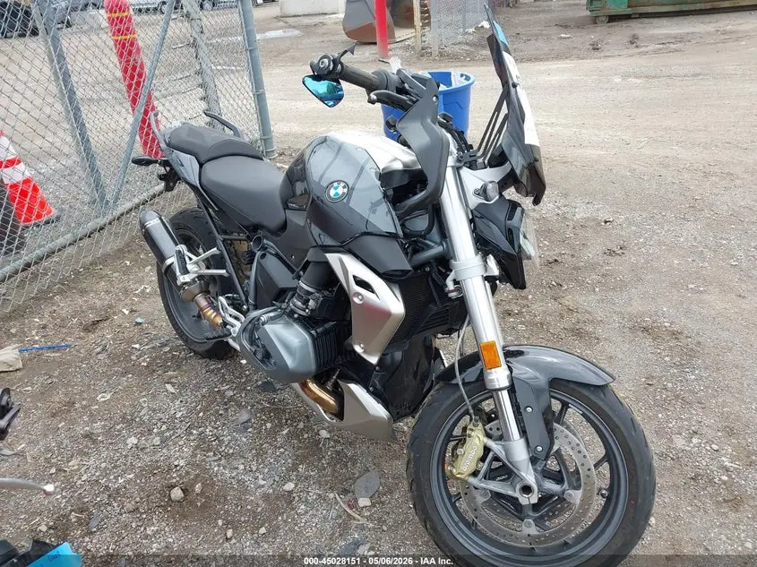 BMW R 1250 R 2024