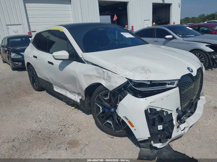 BMW Ix xDrive50 2022