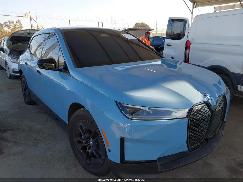BMW Ix xDrive50 2023