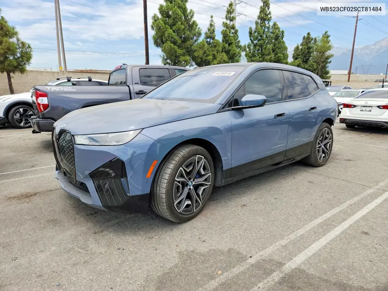 BMW Ix xDrive50 2025