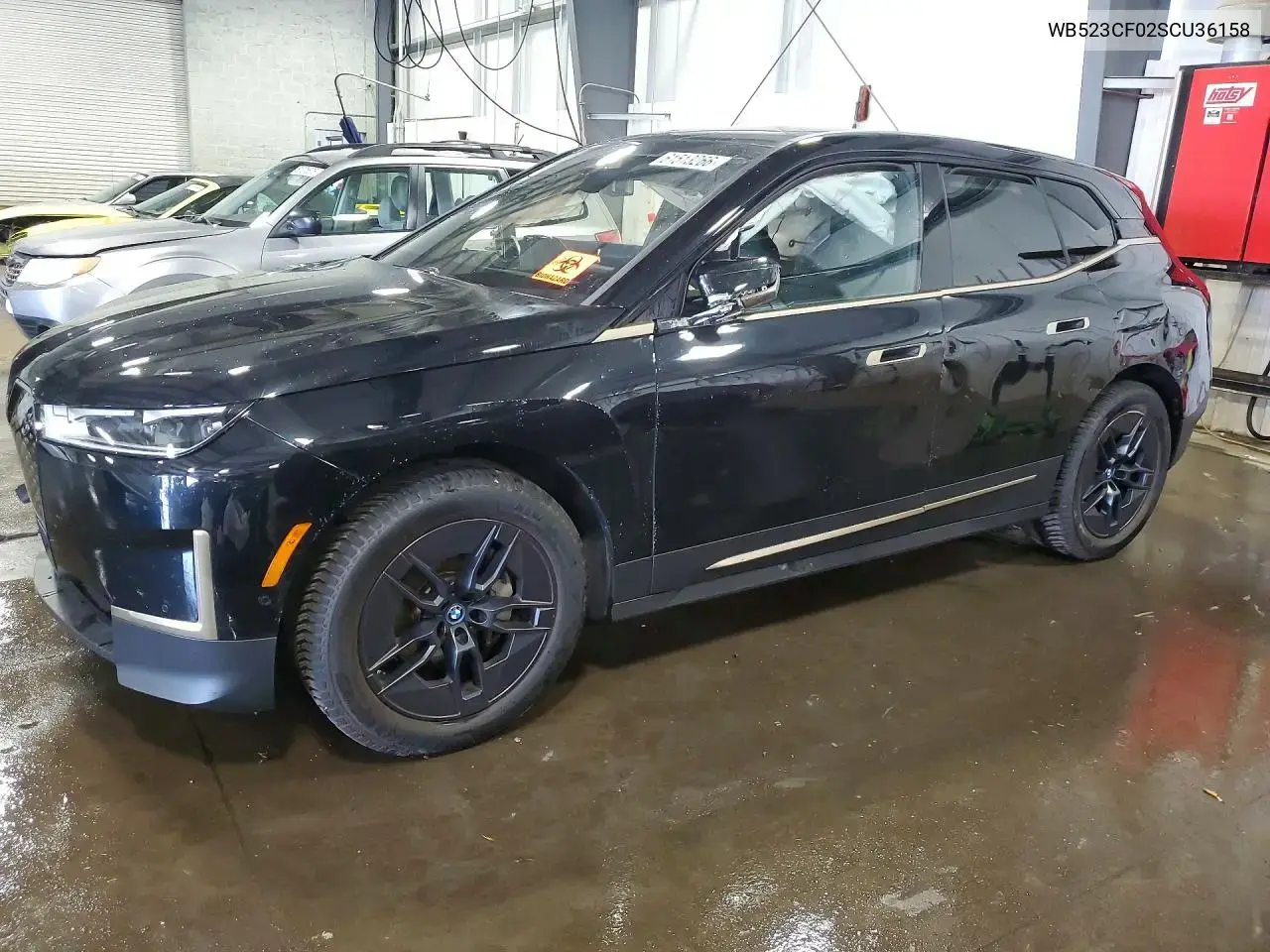 BMW Ix xDrive50 2025