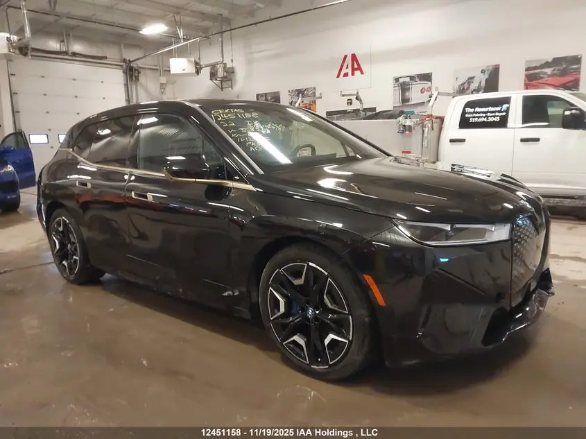 BMW Ix xDrive50 2022