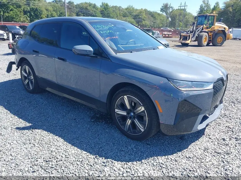 BMW Ix xDrive50 2024