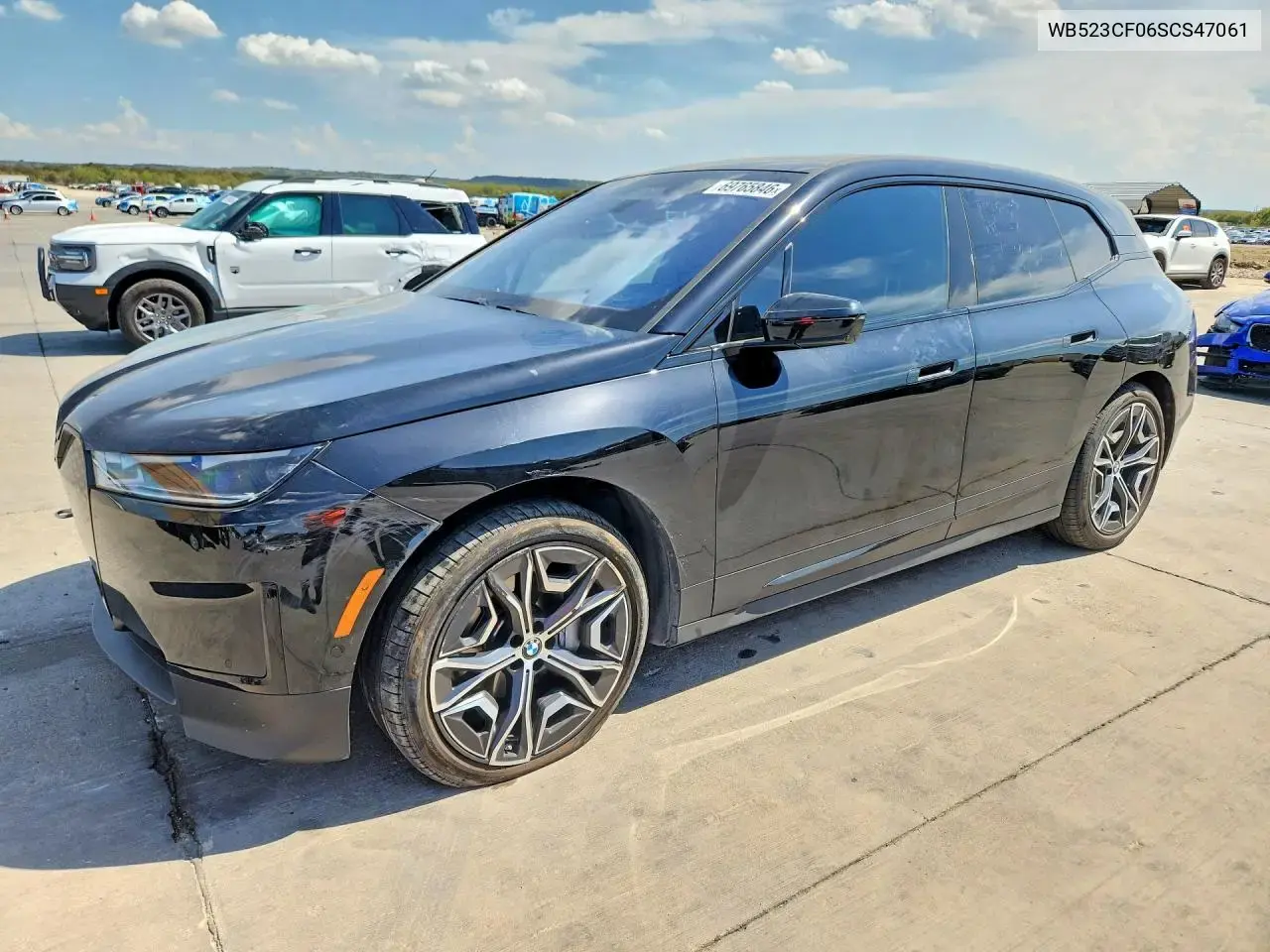 BMW Ix xDrive50 2025