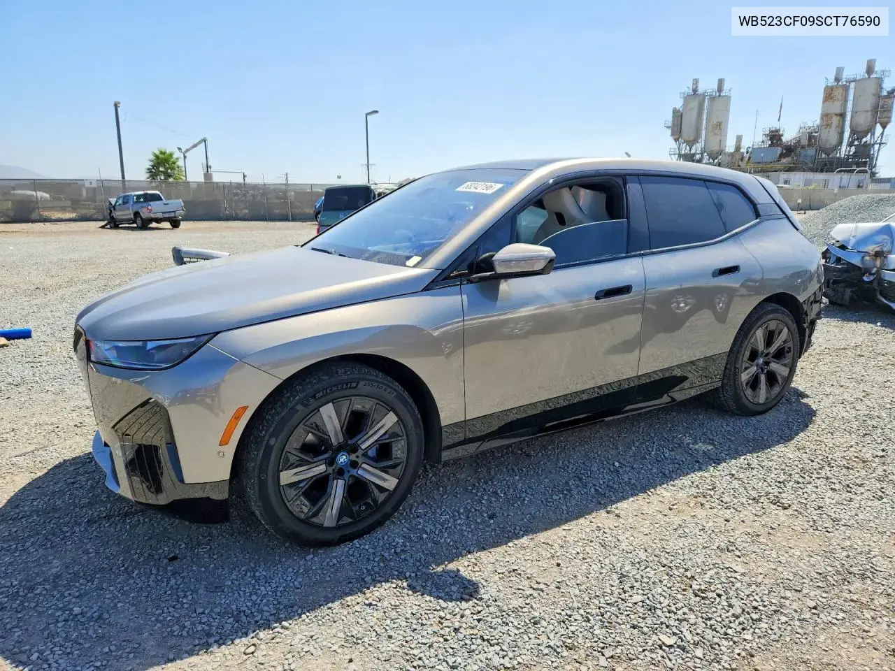 BMW Ix xDrive50 2025