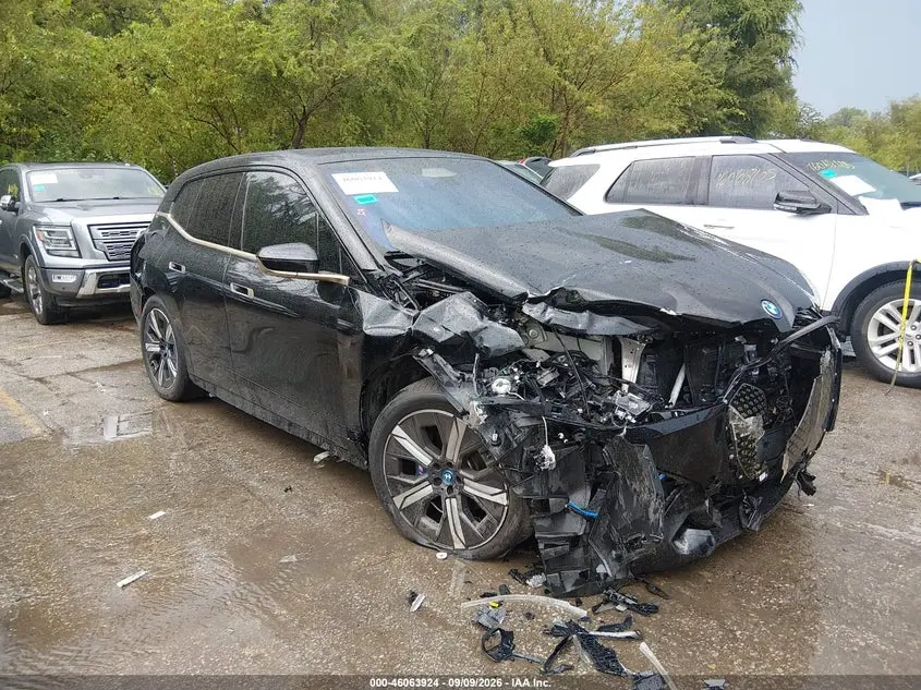 BMW Ix M60 2024