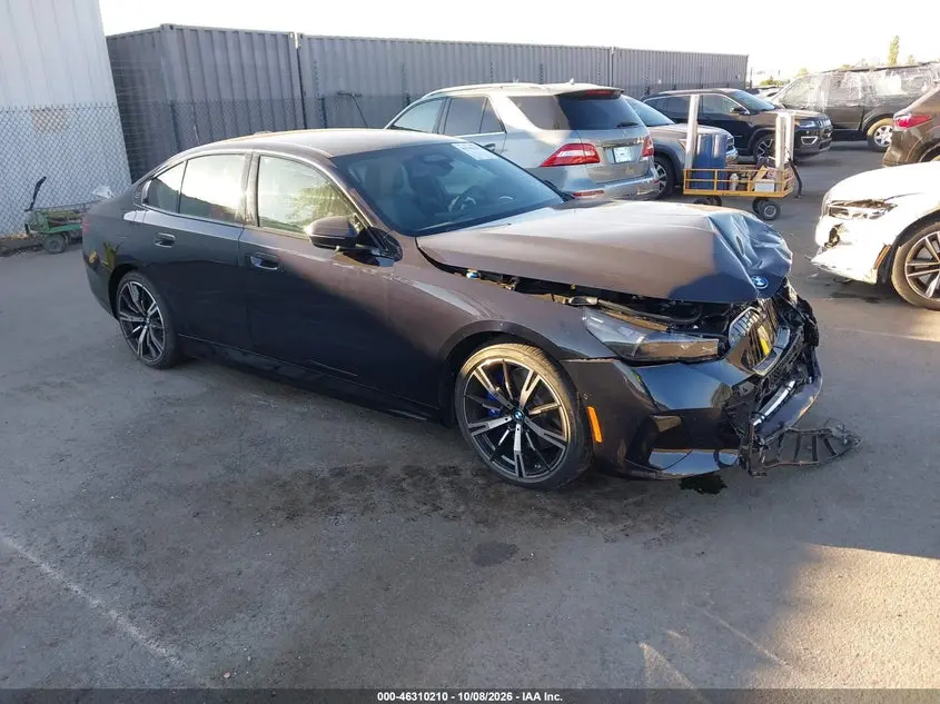 BMW 550 Xe 2027