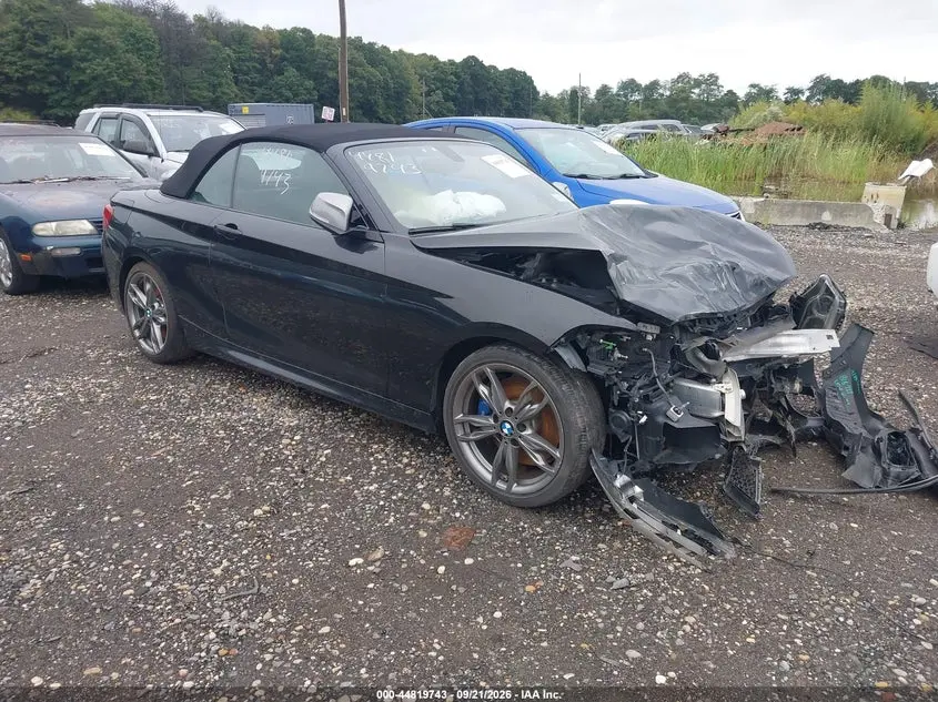 BMW M235 2015