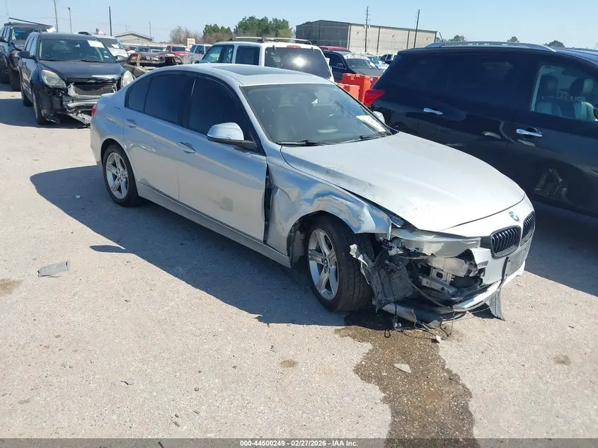 BMW 328I xDrive 2015