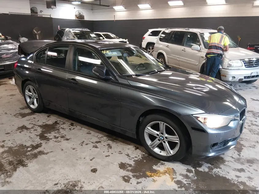 BMW 328I xDrive 2015