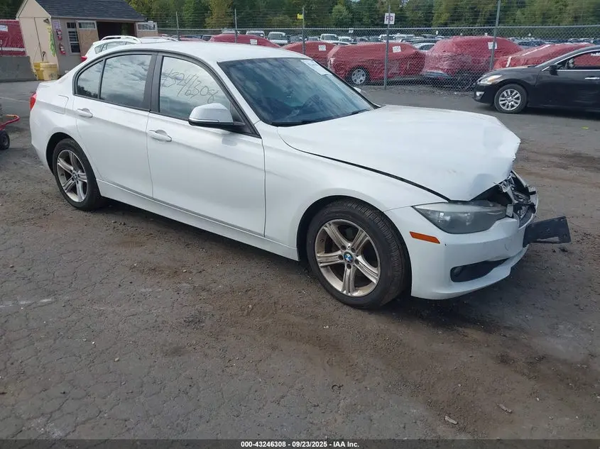 BMW 320I xDrive 2015